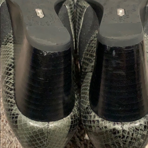 Vionic booties - Picture 3 of 6